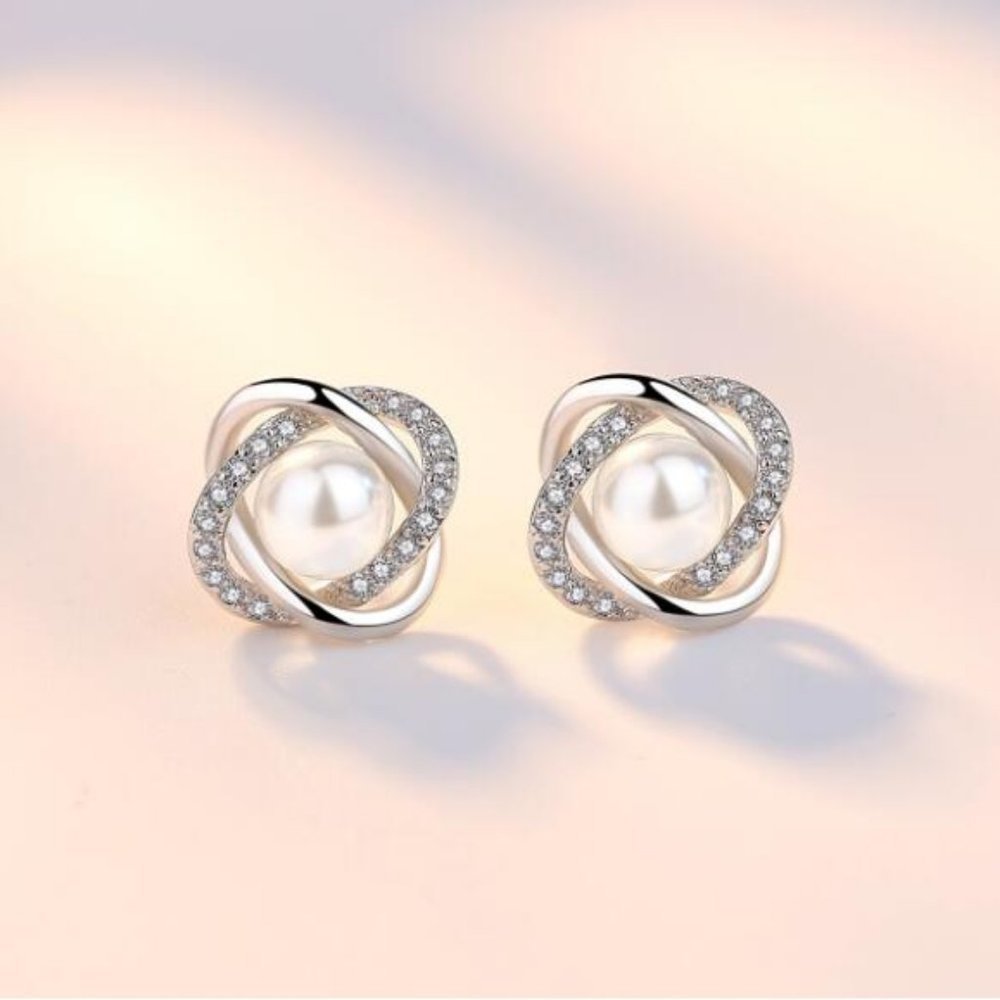 925 Sterling Silver Pearl Diamond Stud Earrings - Picture 3 of 6